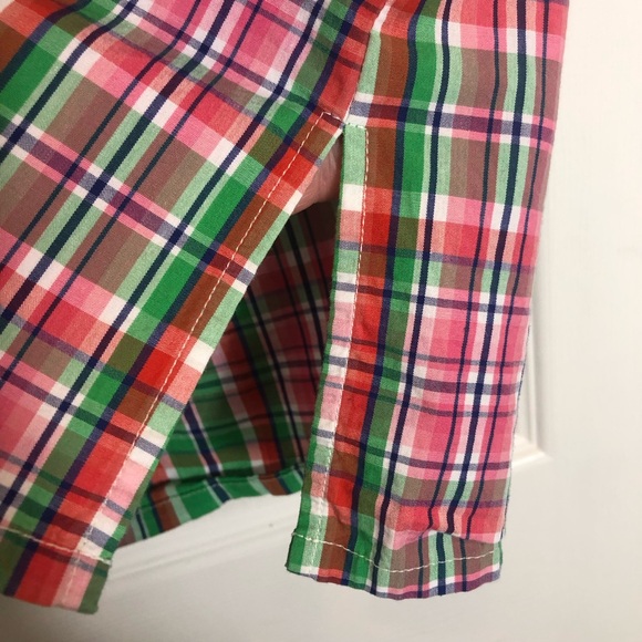 Harley and the Hound Plaid V-Neck Ruffle Neck Blouse. Size XL - Picture 2 of 8